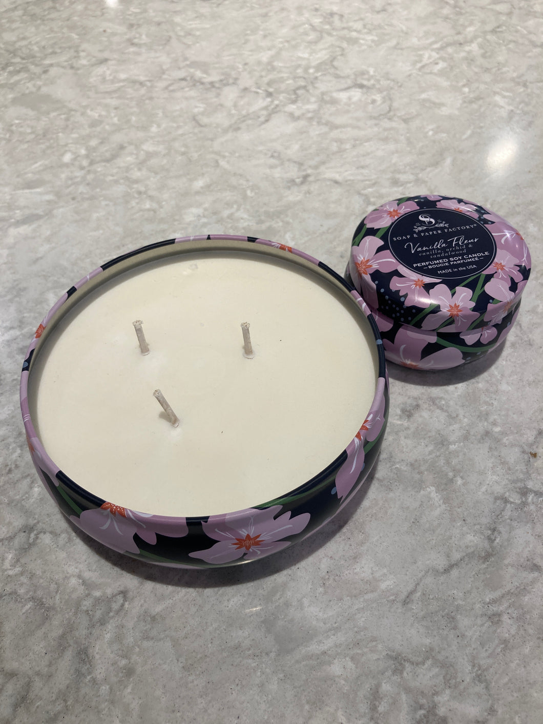 Soap & Paper Factory - Vanilla Fleur Candle